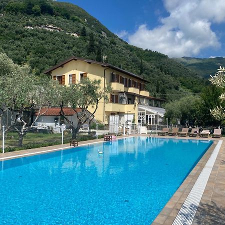 Sotto Il Cielo Di Toscana Appartamenti In Tenuta Only Adults No Pet Camaiore Buitenkant foto
