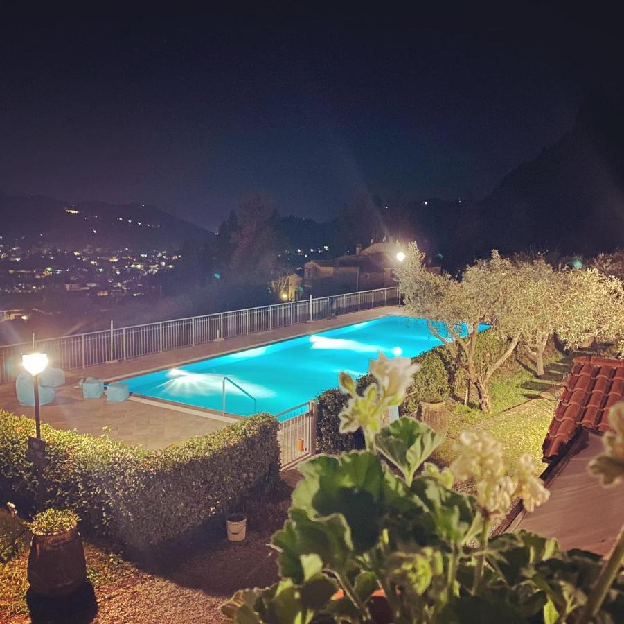Sotto Il Cielo Di Toscana Appartamenti In Tenuta Only Adults No Pet Camaiore Buitenkant foto