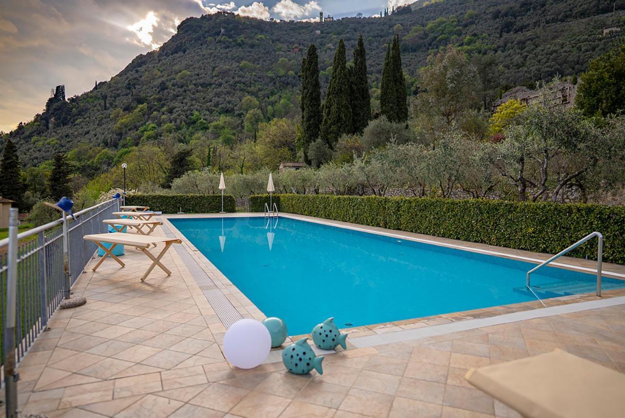 Sotto Il Cielo Di Toscana Appartamenti In Tenuta Only Adults No Pet Camaiore Buitenkant foto