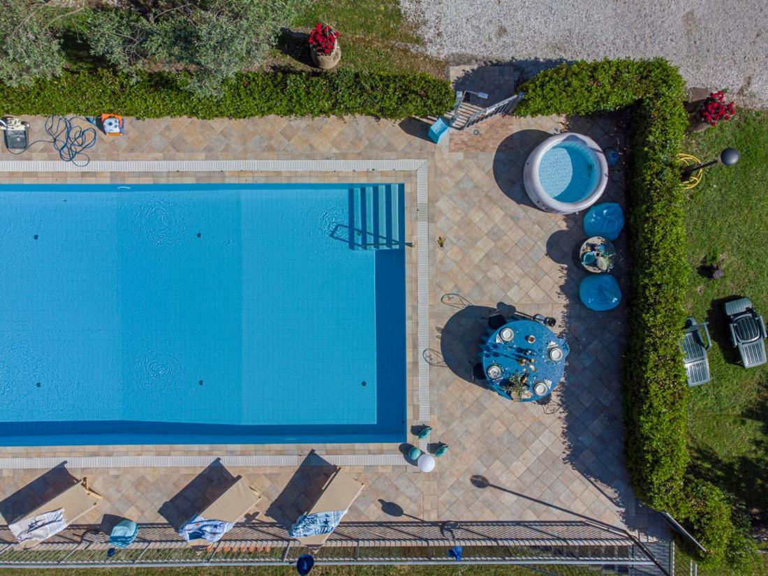 Sotto Il Cielo Di Toscana Appartamenti In Tenuta Only Adults No Pet Camaiore Buitenkant foto