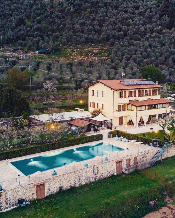 Sotto Il Cielo Di Toscana Appartamenti In Tenuta Only Adults No Pet Camaiore Buitenkant foto